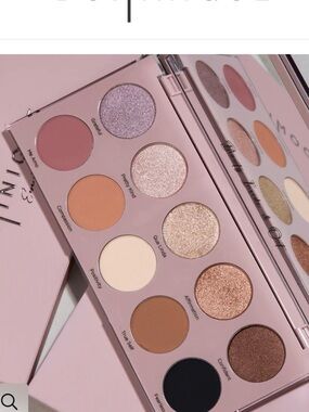 Dominique Essential Shimmer and Matte Eyeshadow Palette